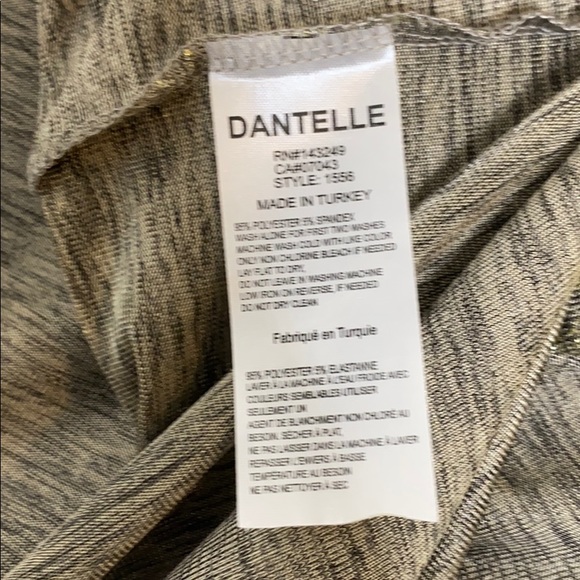 Dantelle Gold Foil Print Step Hem Shirt Large - Picture 14 of 15